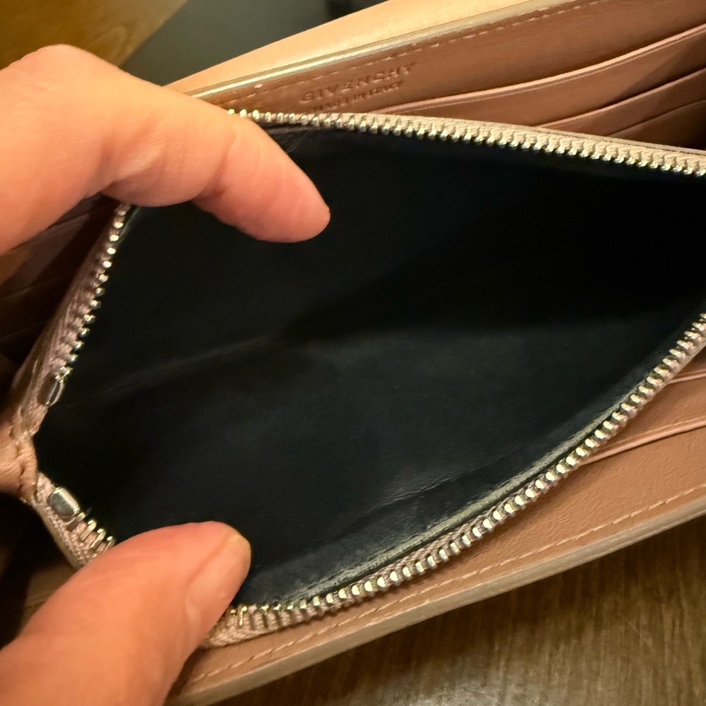 Givenchy Long Shark Wallet - Picture 6 of 11
